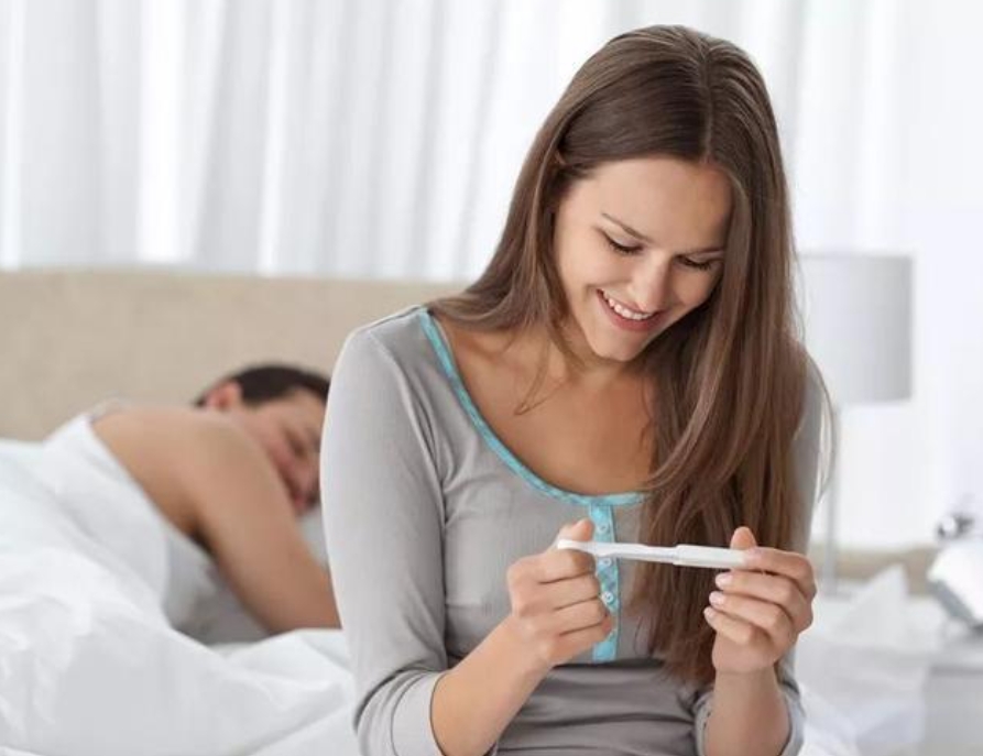 身体出现这8个症状暗示你怀孕了